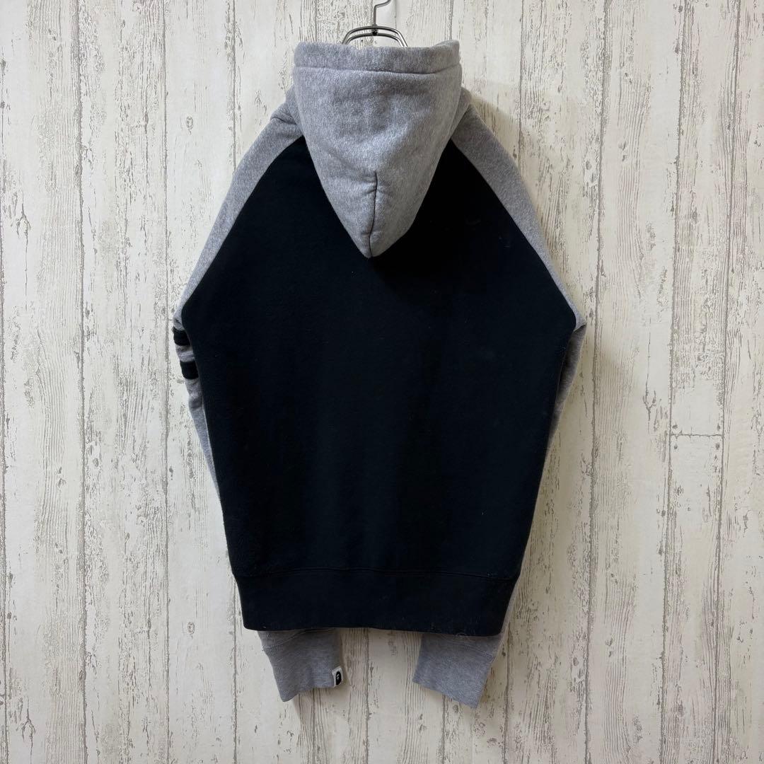 【激レア】A BATHING APE ベイプ　パーカー　完売モデル　スウェット