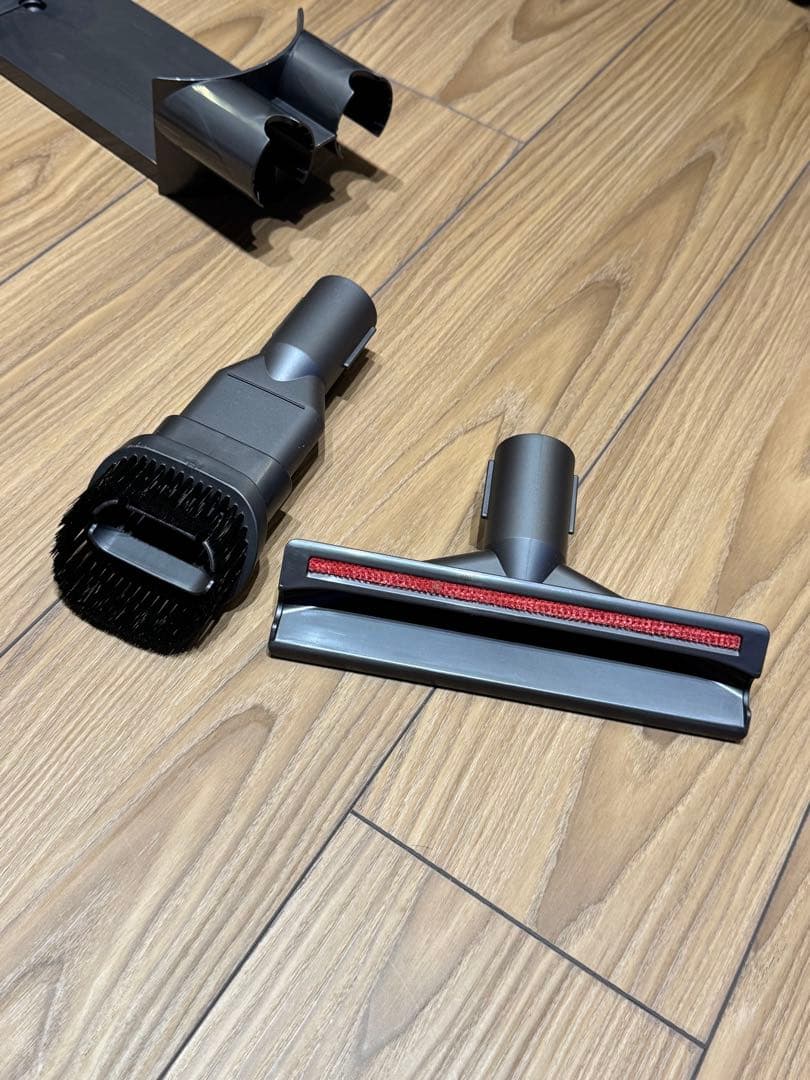 Dyson V8 slim fluffy コードレス掃除機