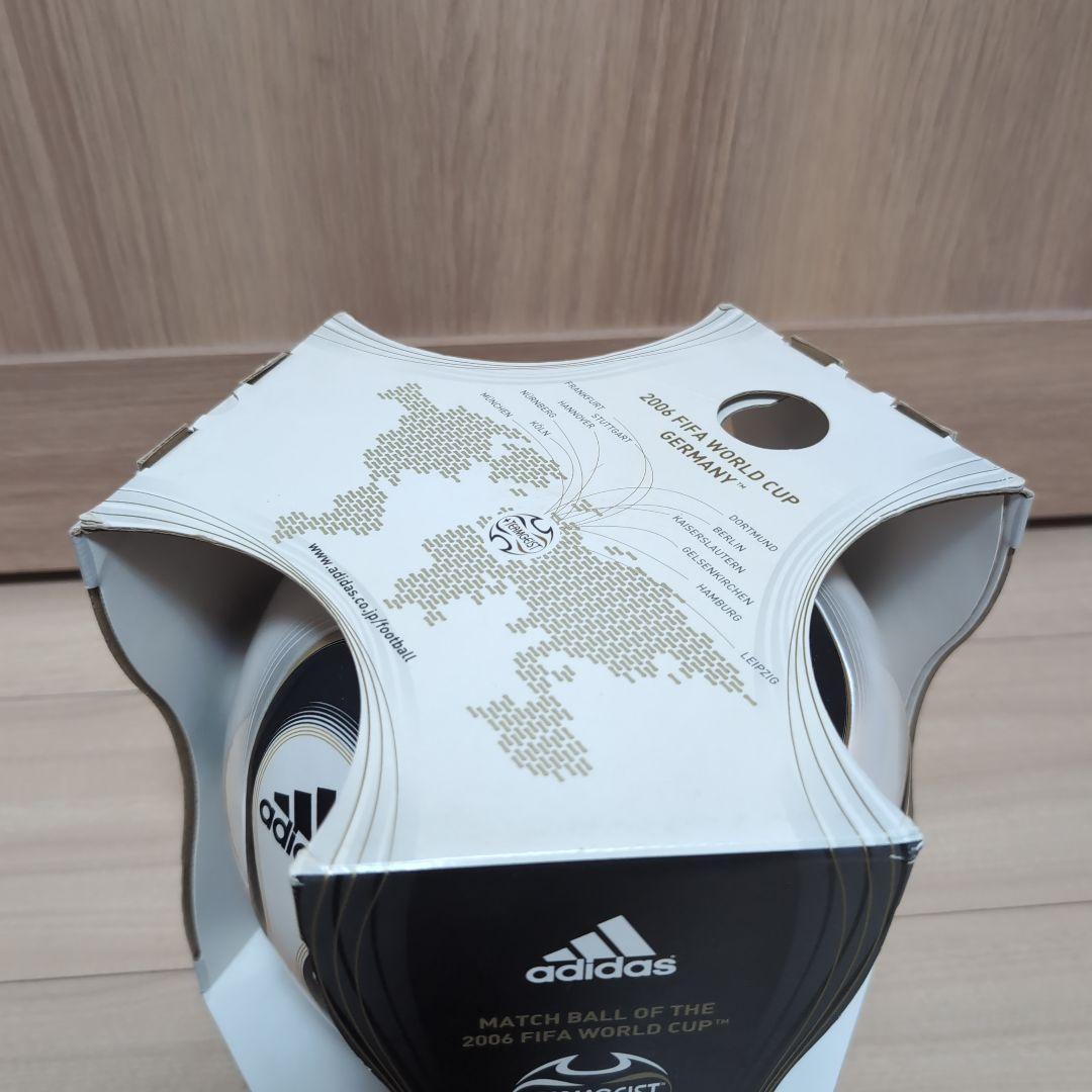 未使用　adidas TEAMGEIST 2006年 ドイツワールドカップ公式球