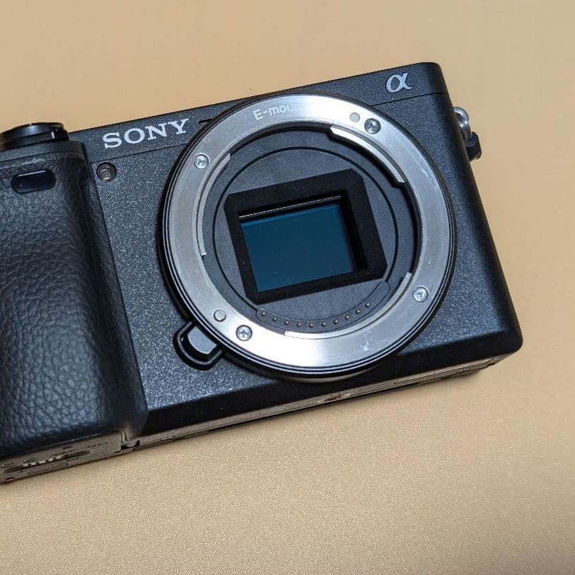 SONY α6400 ミラーレス一眼 本体 ショット数940
