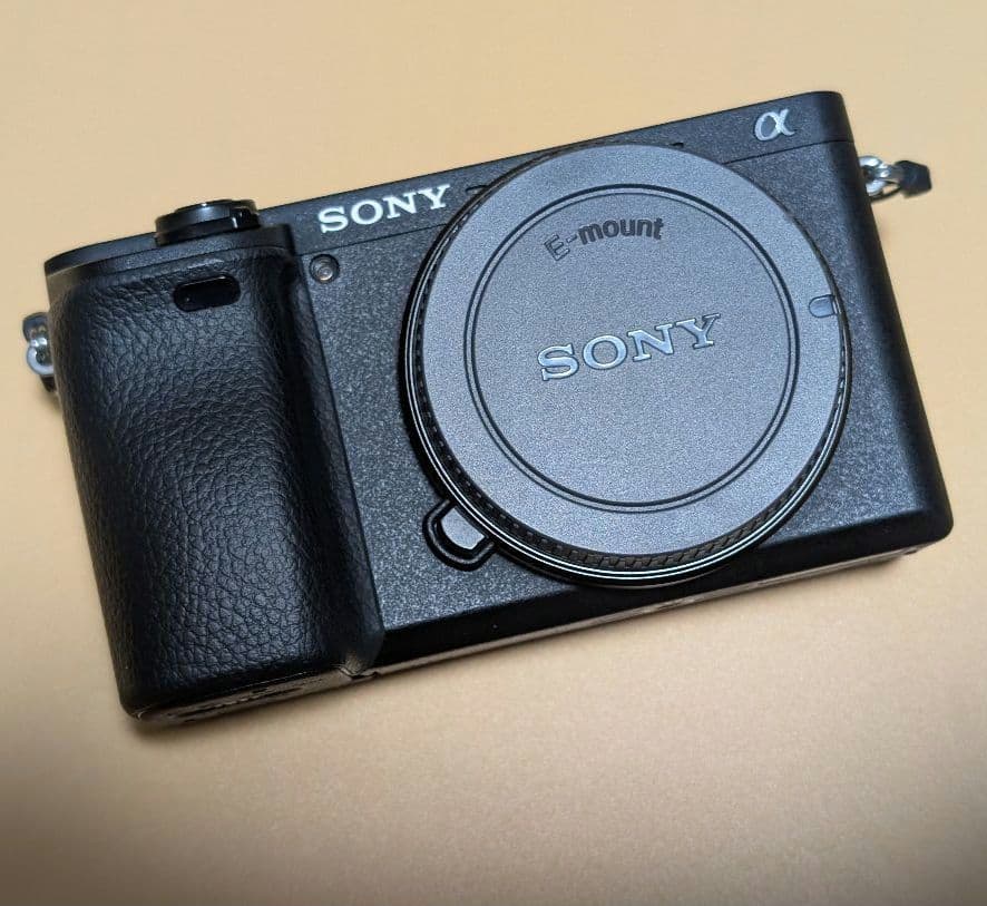 SONY α6400 ミラーレス一眼 本体 ショット数940