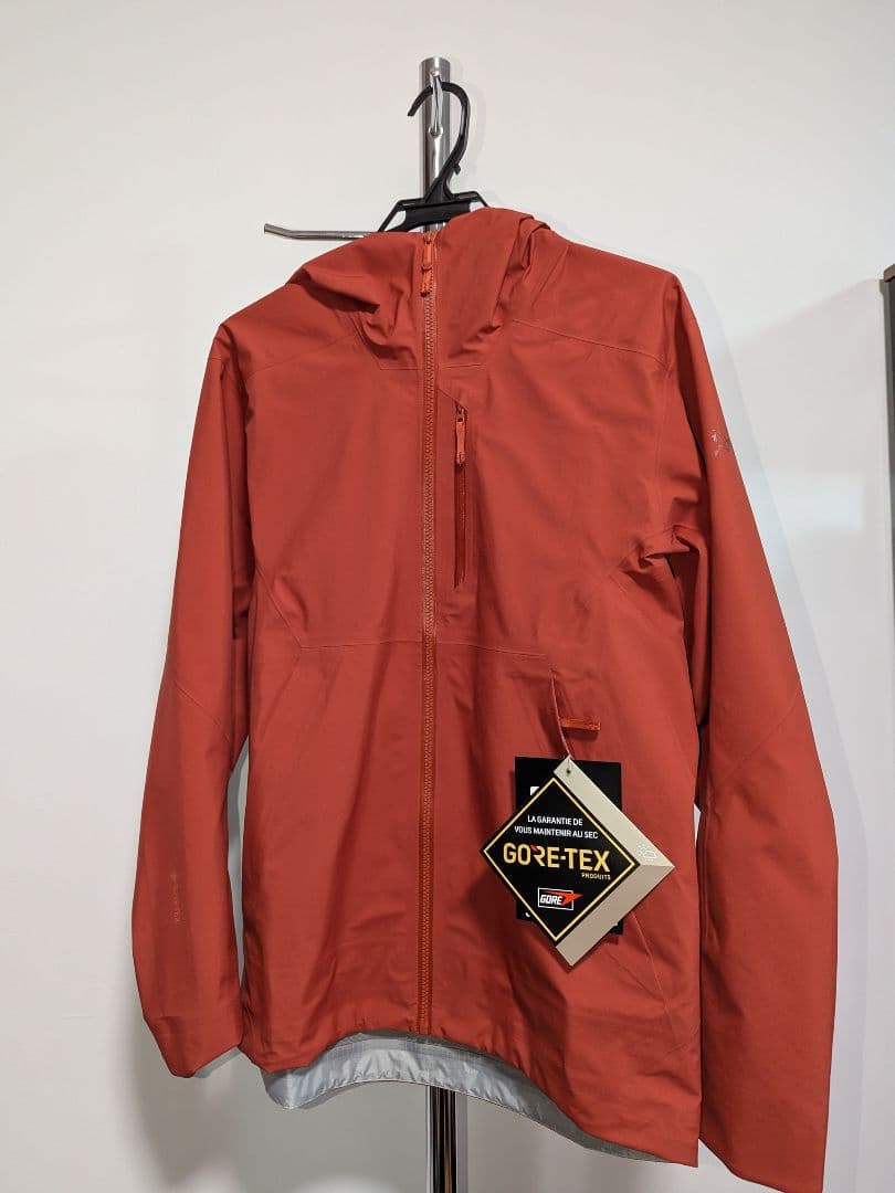 【新品未使用】アークテリクス　レイル ジャケット メンズ【レア】