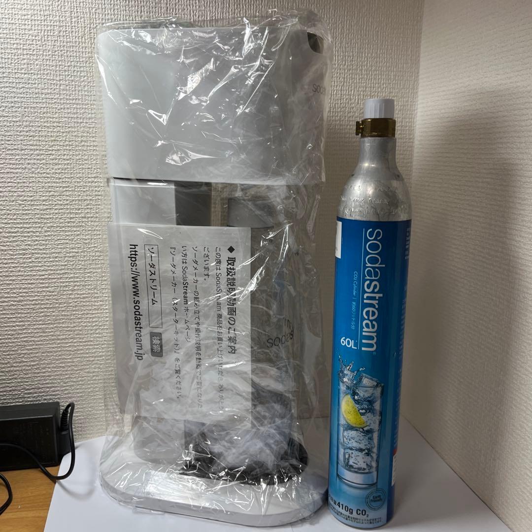 ソーダストリーム　本体　ボトル　シリンダー　三点セット