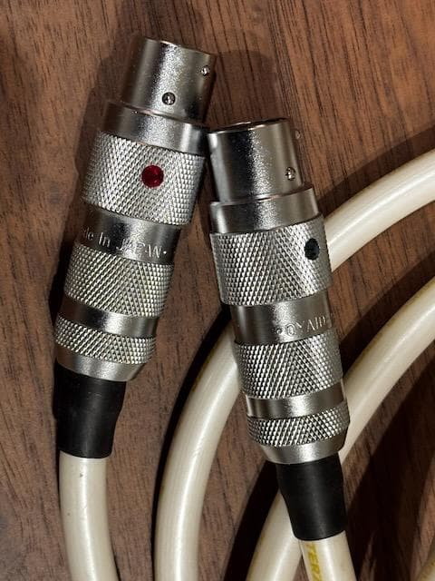 OYAIDE TUNAMI TERZO XX/1.3m 高音質XLRケーブル