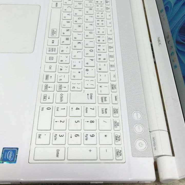 千２６ 特価　美品 直ぐに使えるSSD Office ノートパソコン