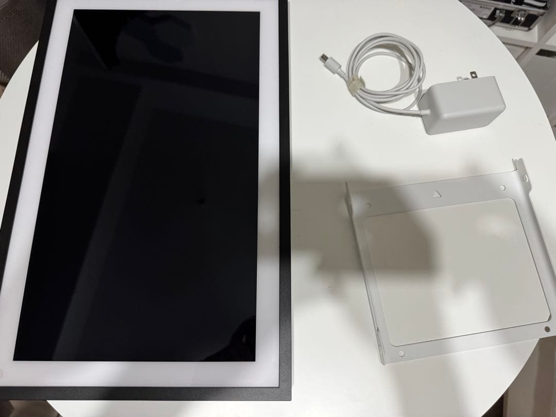 Amazon echo show 15 本体