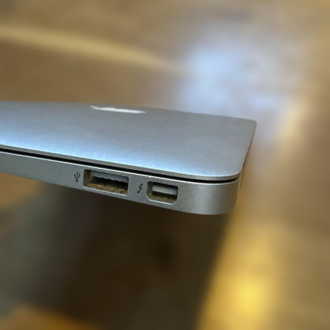 [動作良好] MacBook Air 11インチ2012 128GB