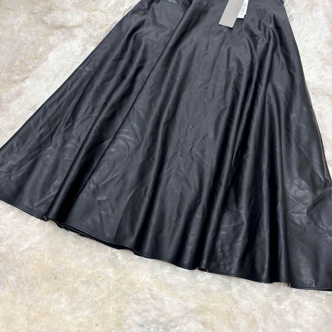 新品 セオリーリュクス フェイクレザー ロングスカート フレア 裏起毛 手洗い可
