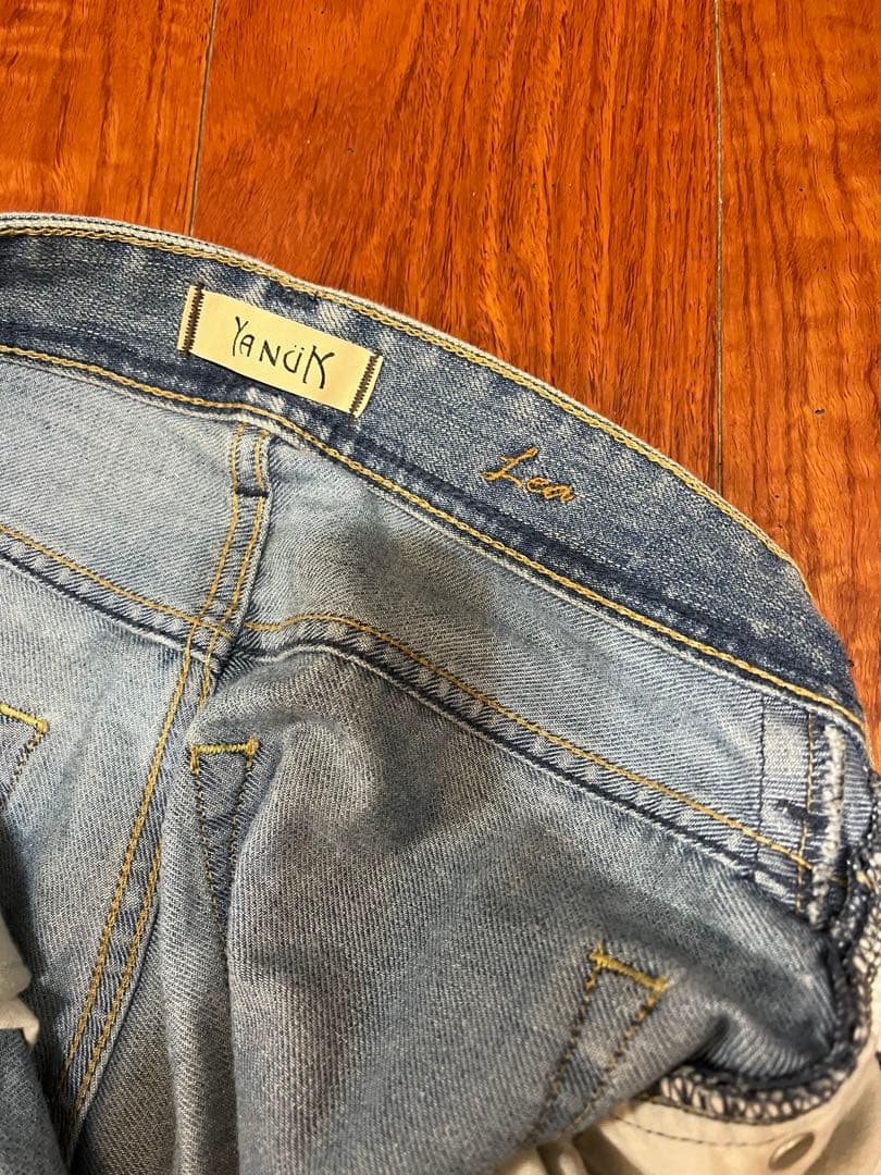 YANUK ボーイズストレート　LEA 26