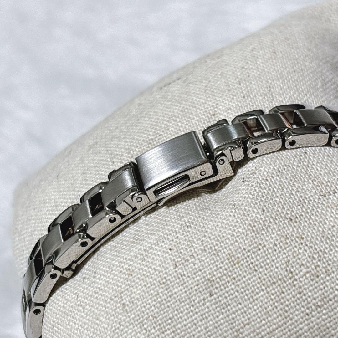 CITIZEN XC クロスシー エコドライブ　ES9364-57W 電波時計