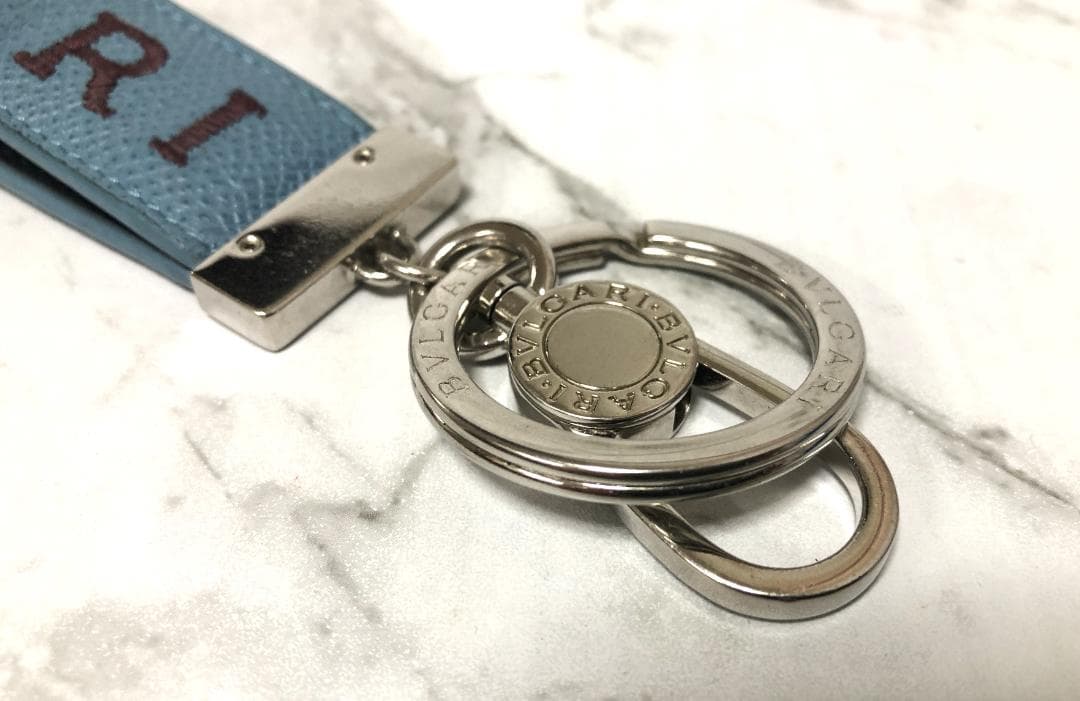 【美品】ブルガリキーリング　ブルガリマン　レザー　ライトブルー系