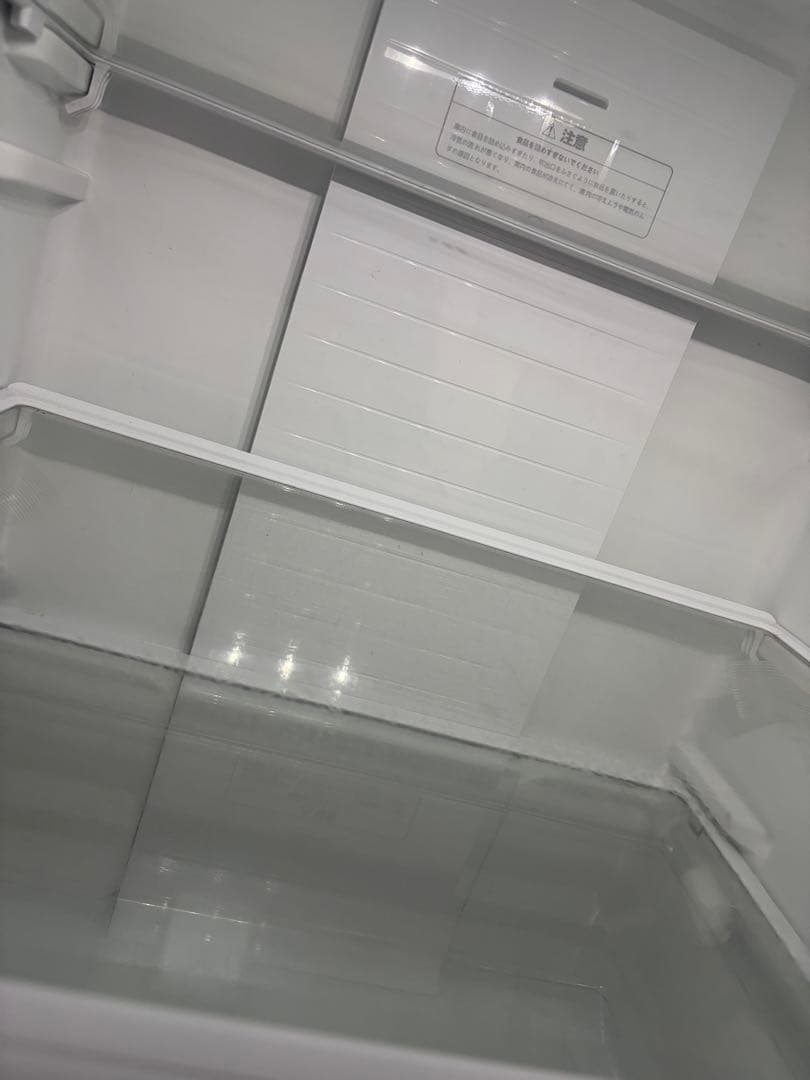 【2020年製】Hisense 冷蔵庫 ガラス棚3段