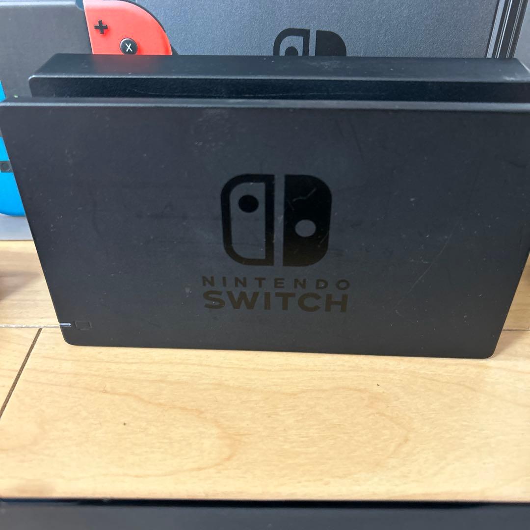 Nintendo Switch （L） ネオンブルー／（ R） ネオンレッド本体