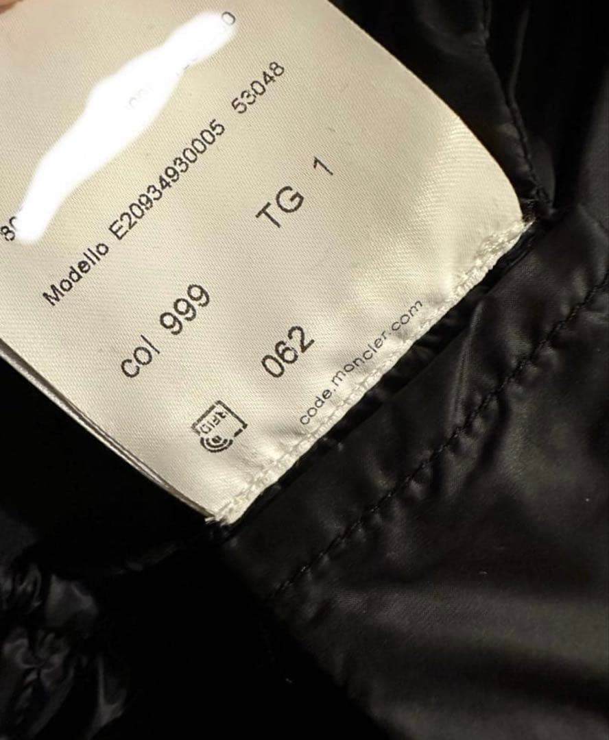 美品★MONCLER ブラック エルミンヌ　サイズ1