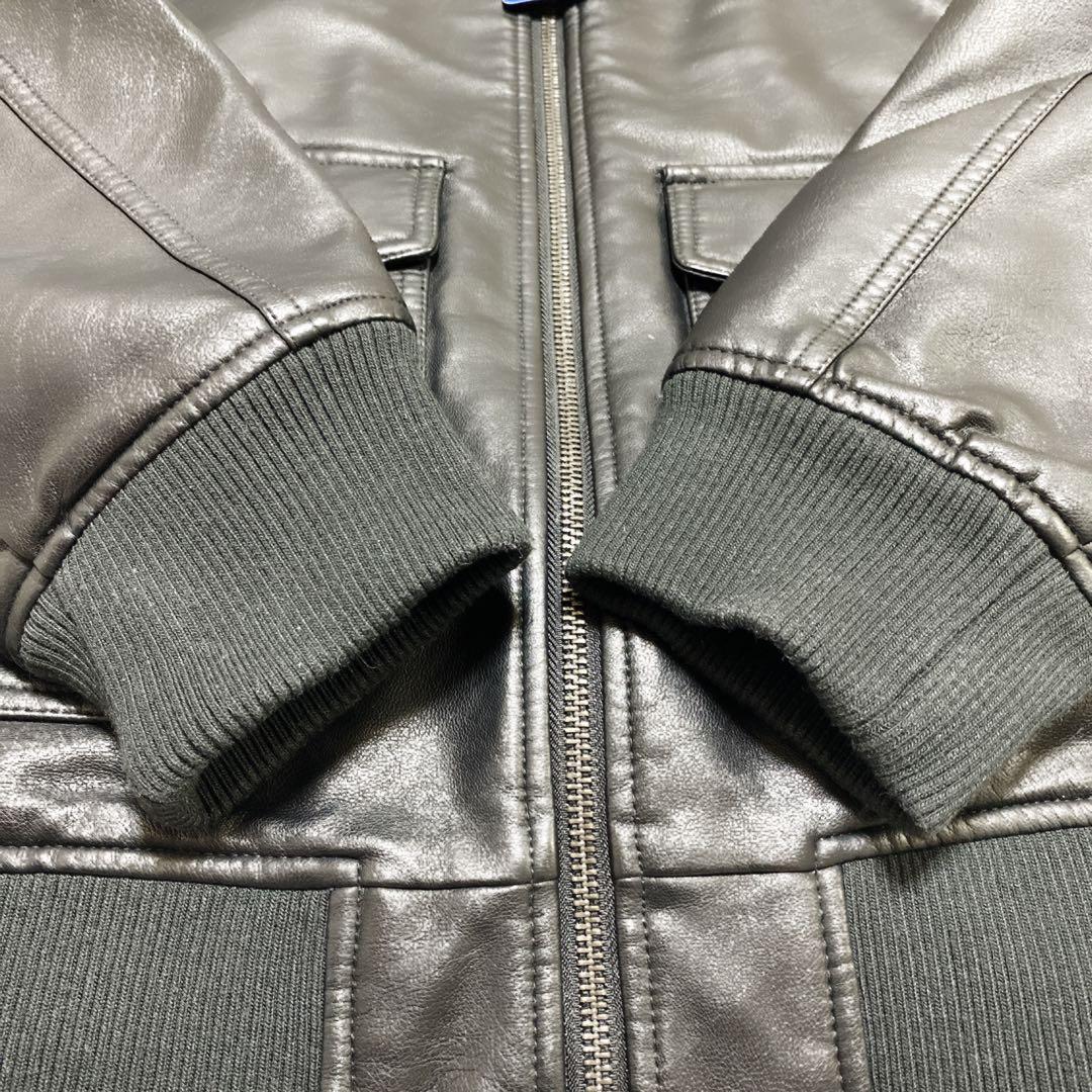 新品 リーバイス A-2 フライトジャケット フェイクレザー Lサイズ 黒