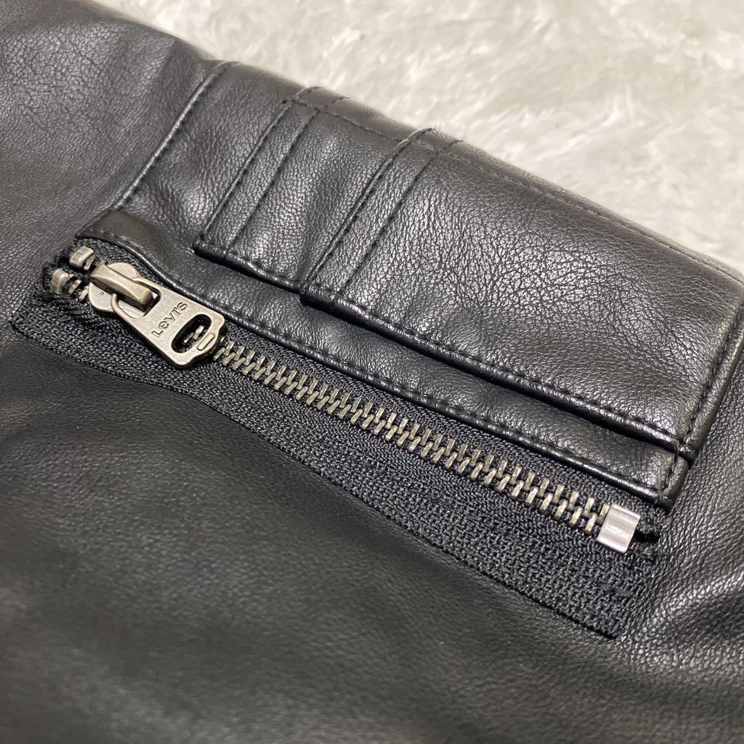 新品 リーバイス A-2 フライトジャケット フェイクレザー Lサイズ 黒