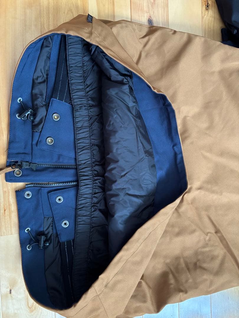 スノーボードウェア フード付き ブラウン/ネイビー