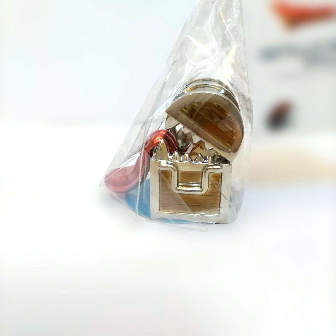 n*s様 ❣️ひとくいばこ❣️未開封品❣️メタリックモンスターズギャラリー❣️ス