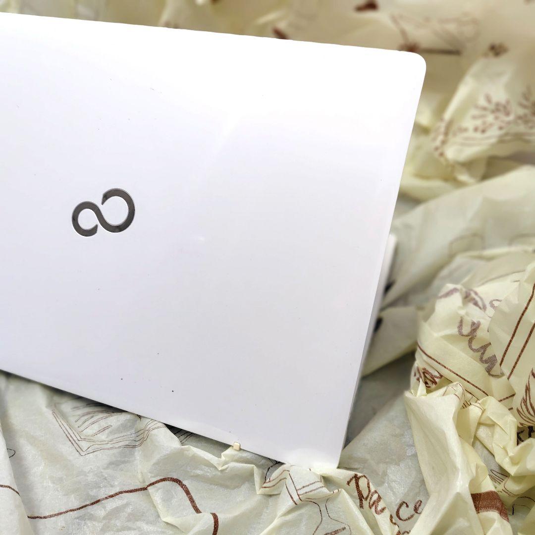 Fujitsu■Core i7 16GB SSD480GB Blu-ray■