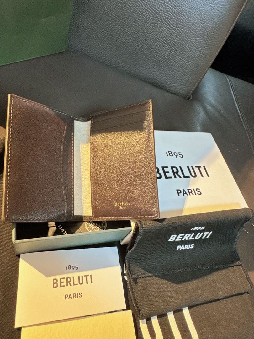 【超美品定価10万超】Berluti レザー ベルルッティ名刺入れカードケース