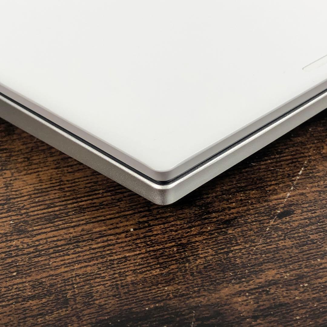 美品 HP Pavilion 15-eg2022tu i3 12世代