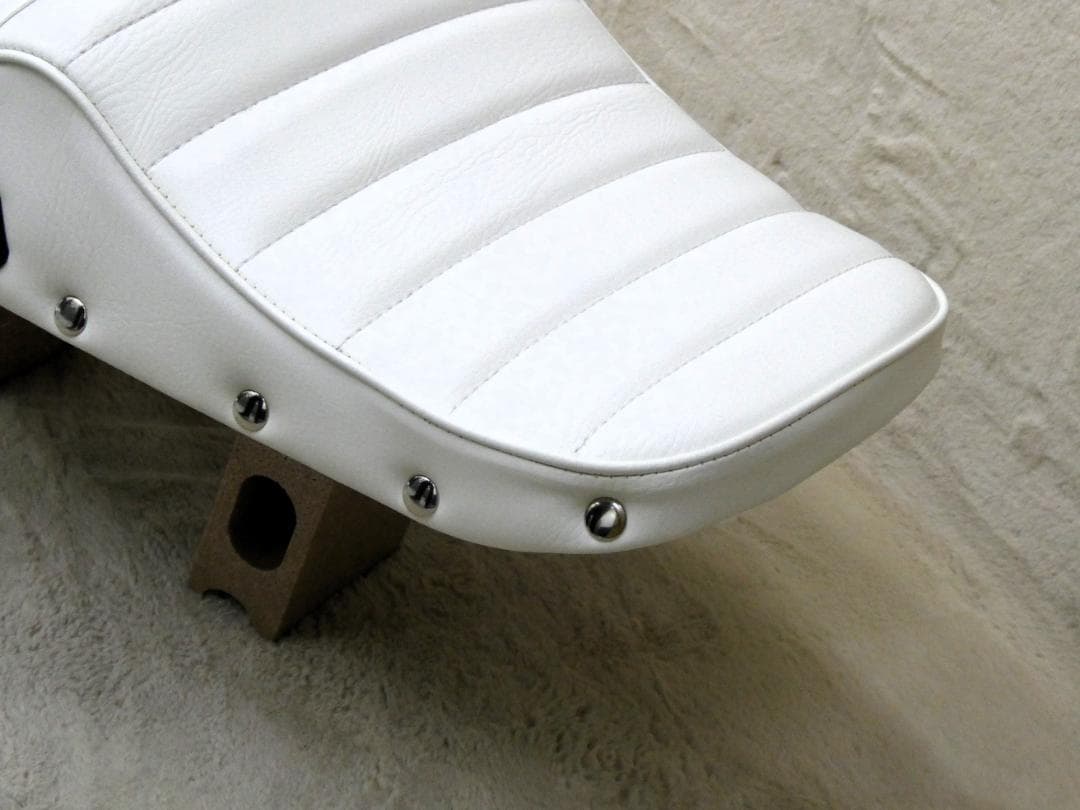 XJR400前期　白皮ボタン　タックロールシート /4HM 新品