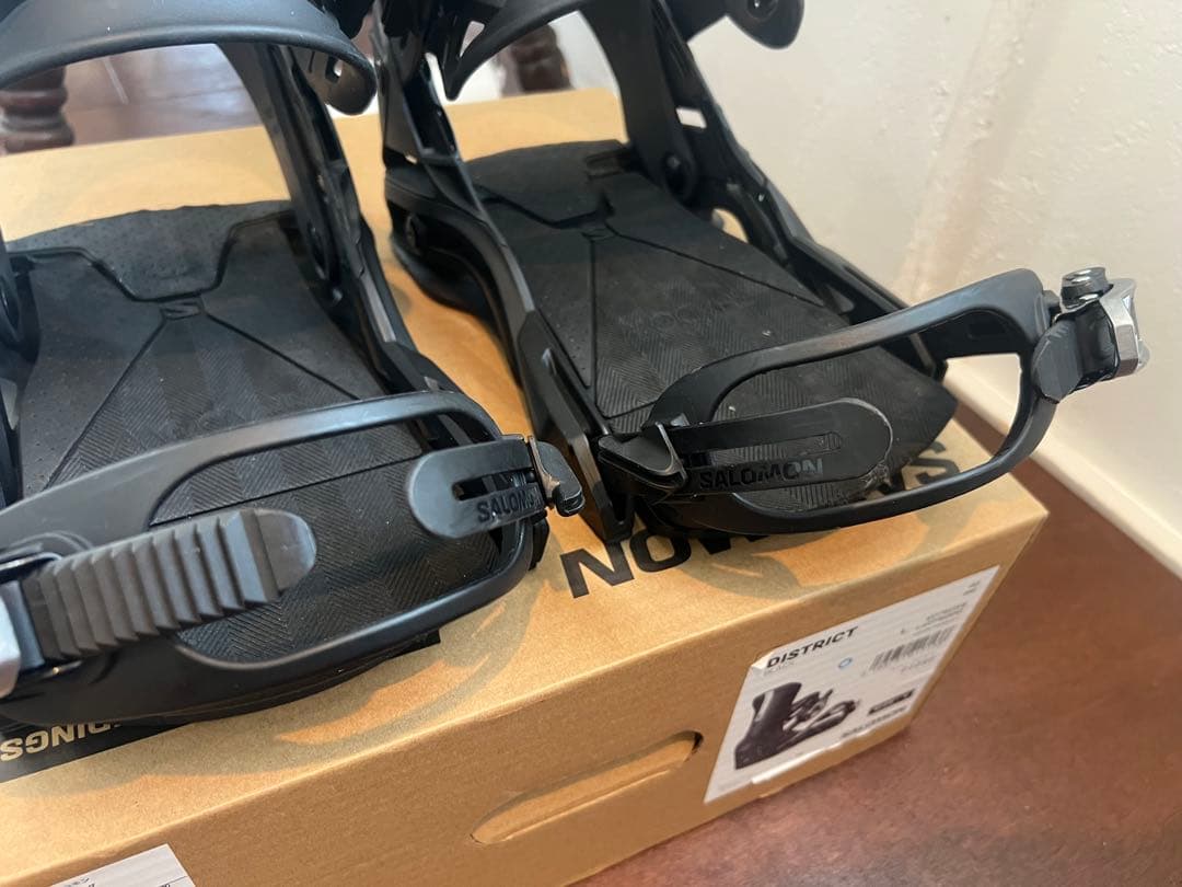 salomon district 2023 Lサイズ　トゥストラップ変更