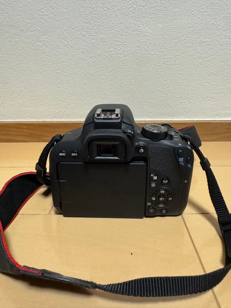 Canon eos kiss x9i レンズ2本セット