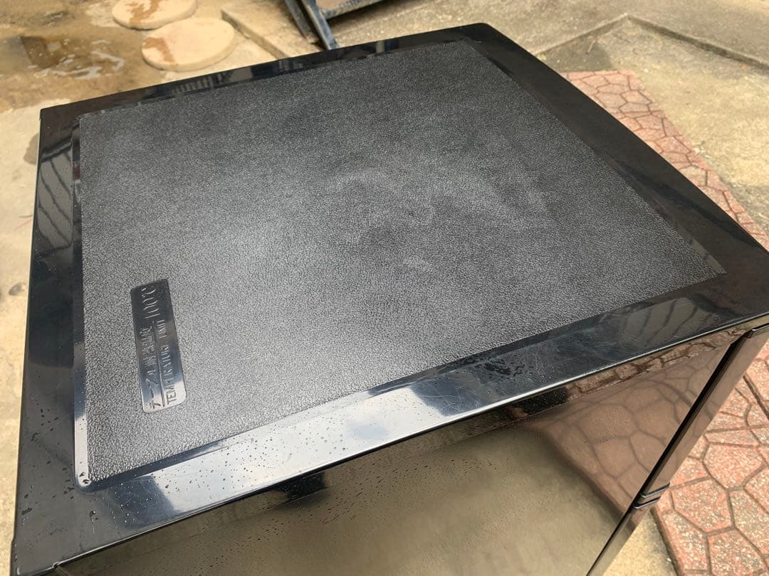 2024年　2ドア冷蔵庫　90L ブラック　comfee