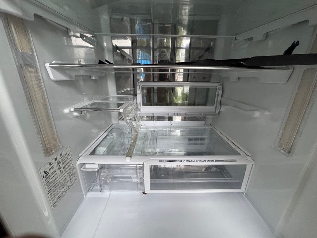 赤色 フレンチドア冷蔵庫