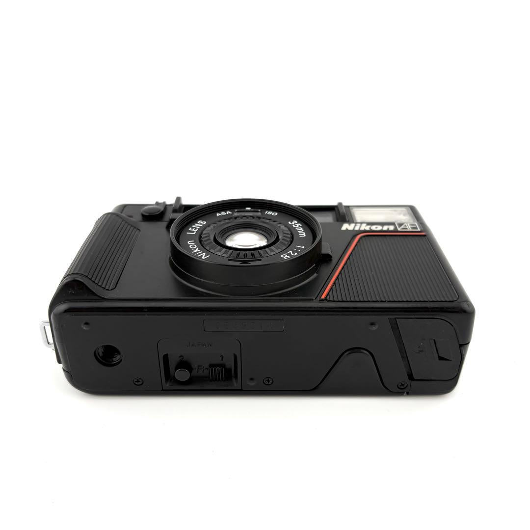 めがーね様【完動品】 Nikon L35AF iso400 フィルムカメラ