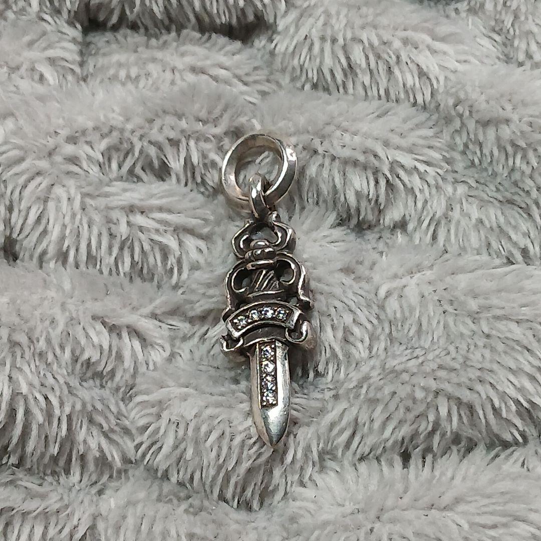 ナ*ロ様 クロムハーツ　ダガーチャーム