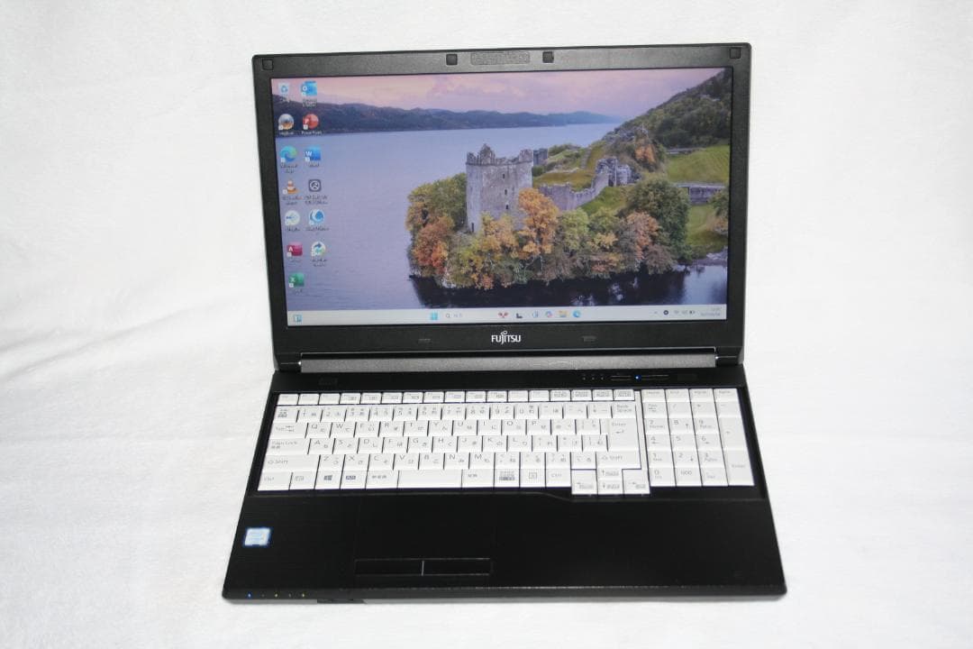 富士通 A576/P i5-6300U SSD256GB オフィス365