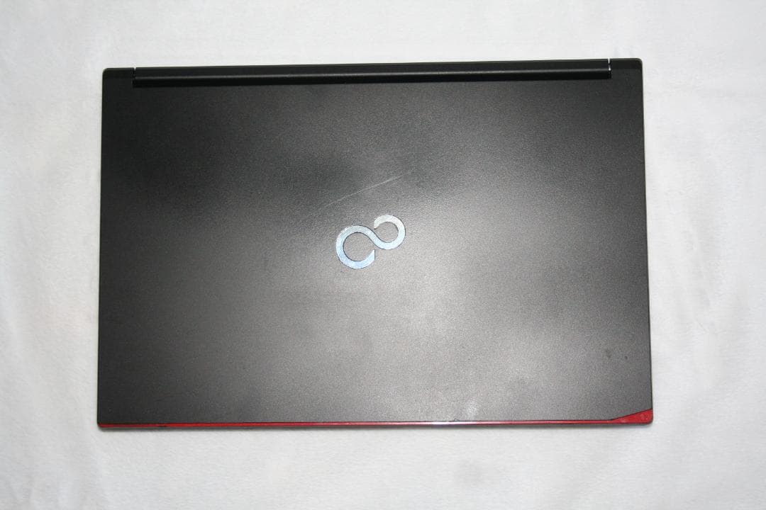 富士通 A576/P i5-6300U SSD256GB オフィス365