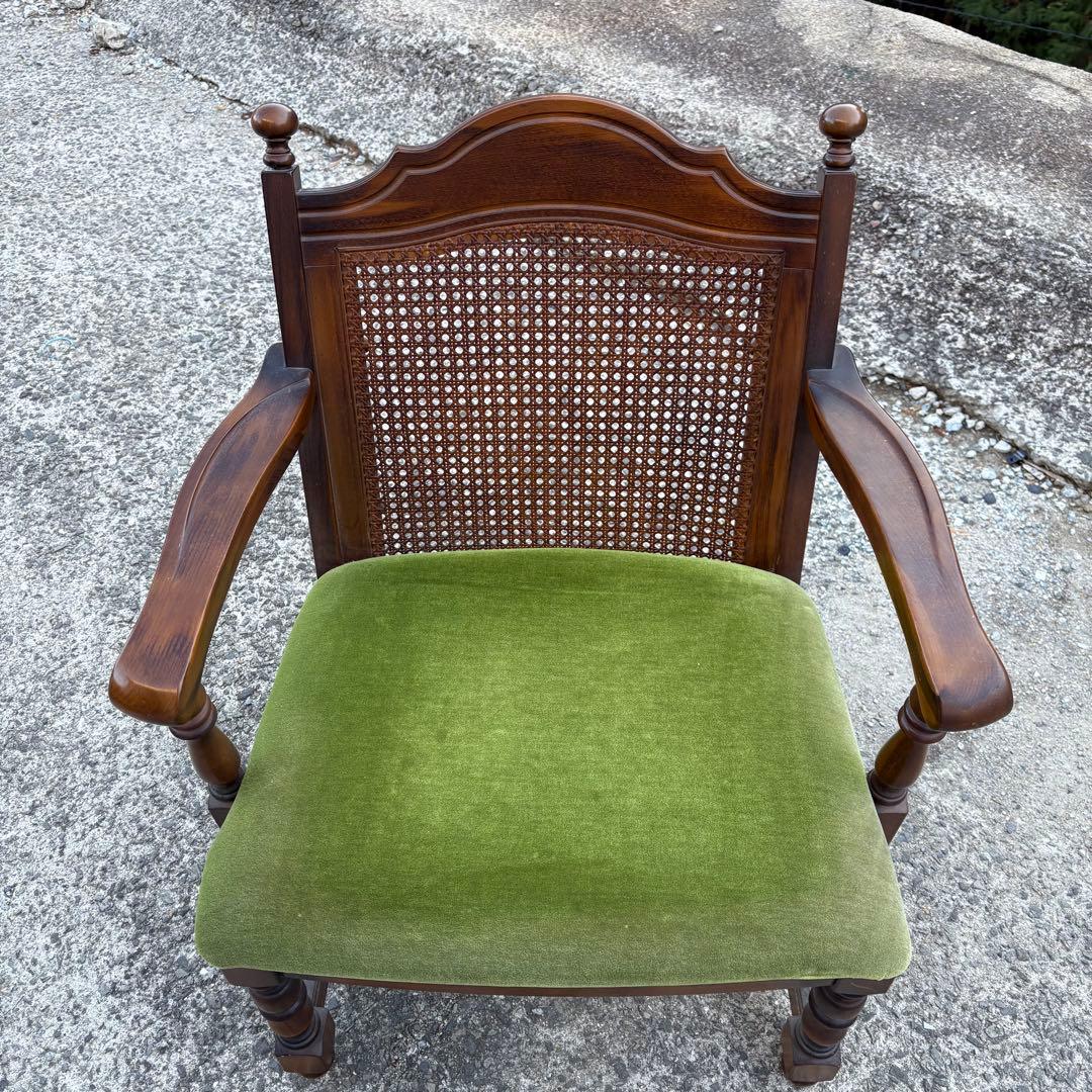 寺222 オールド カリモク ラタンチェア モケットグリーン ①