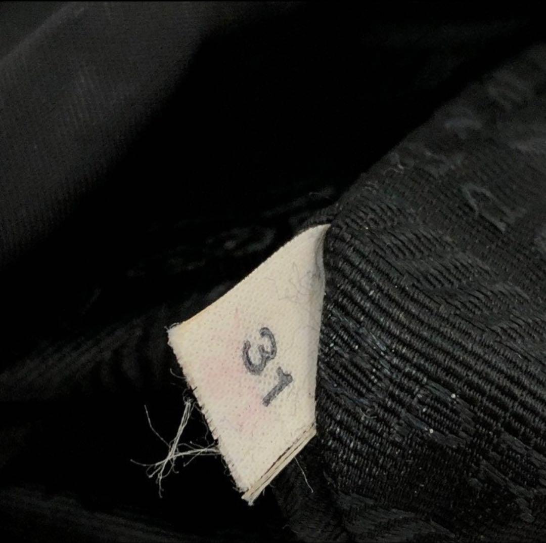 PRADA プラダ　ブラック メッセンジャーバッグ