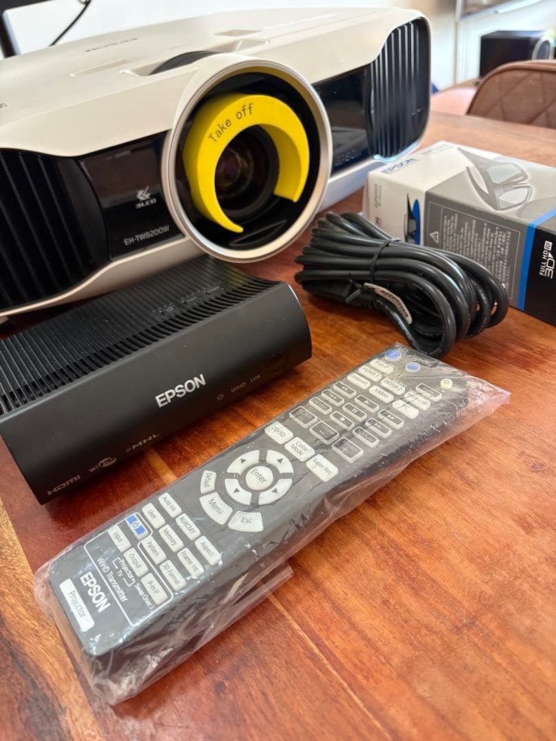 【ランプ0H】EPSON EH-TW8200W フルHD 3D ワイヤレス