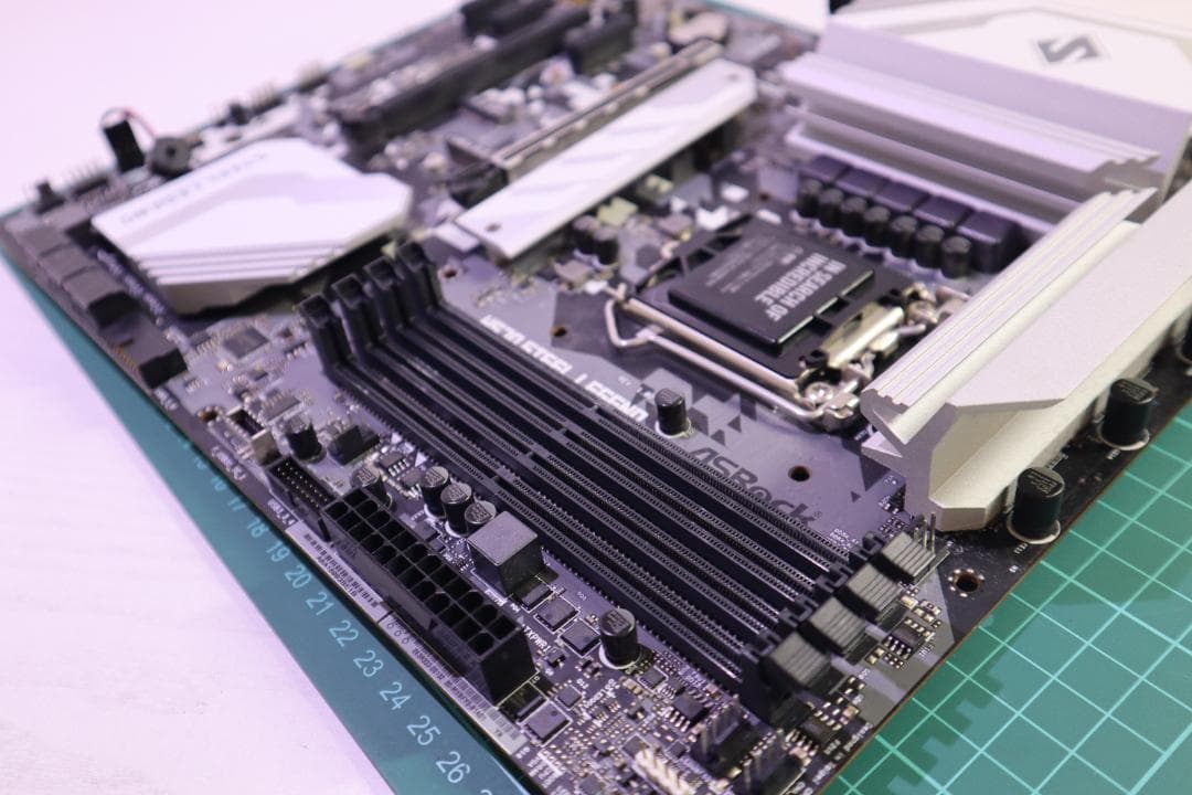 H570　STEEL LEGEND ATX マザーボード