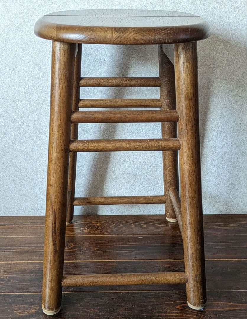 カリモク　丸椅子　木製スツール　腰掛け