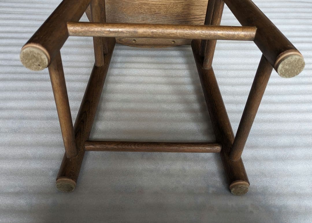 カリモク　丸椅子　木製スツール　腰掛け