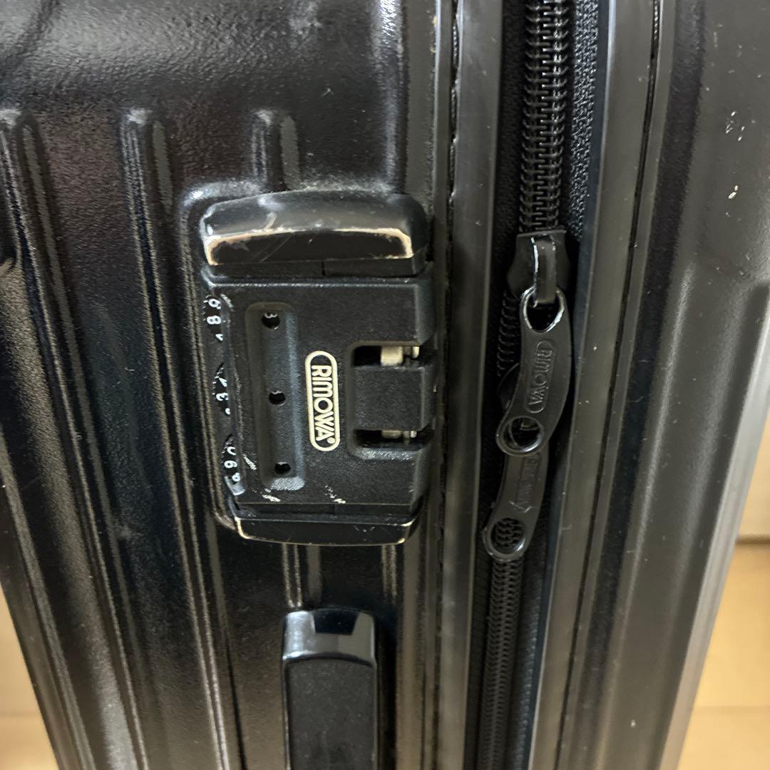 Rimowa 黒 キャリーケース 2輪タイプ