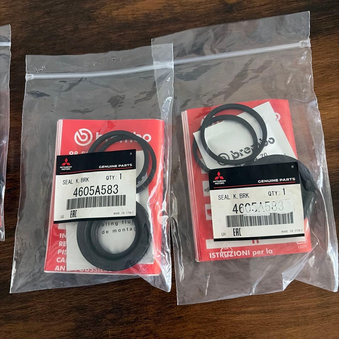 未使用★ランエボX CZ4A 前後ブレンボキャリパーOHシールキット