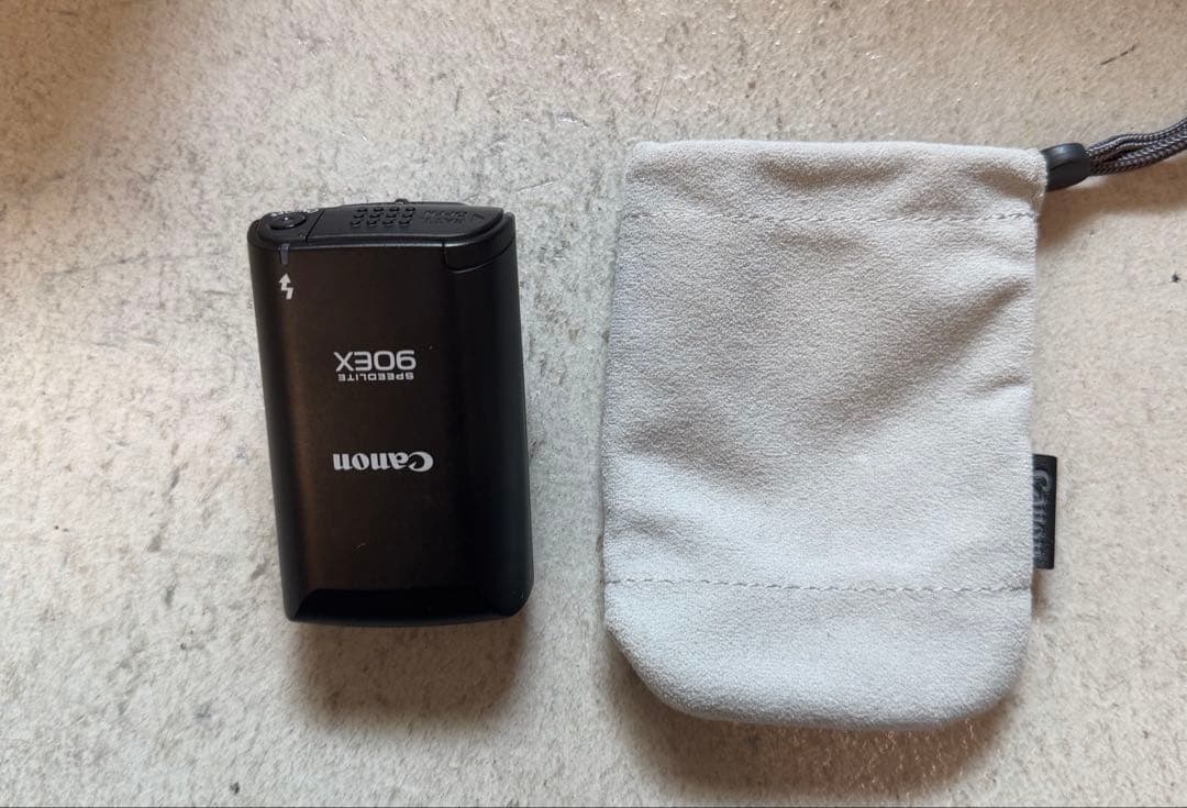 【値下げ】Canon EOS M2 トリプルレンズキット