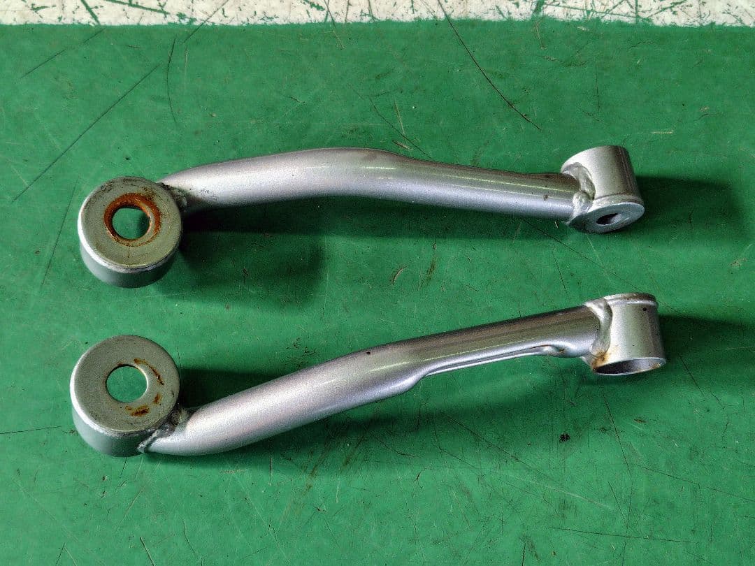 TOM'S トムス メンバーブレース トヨタ 30プリウス