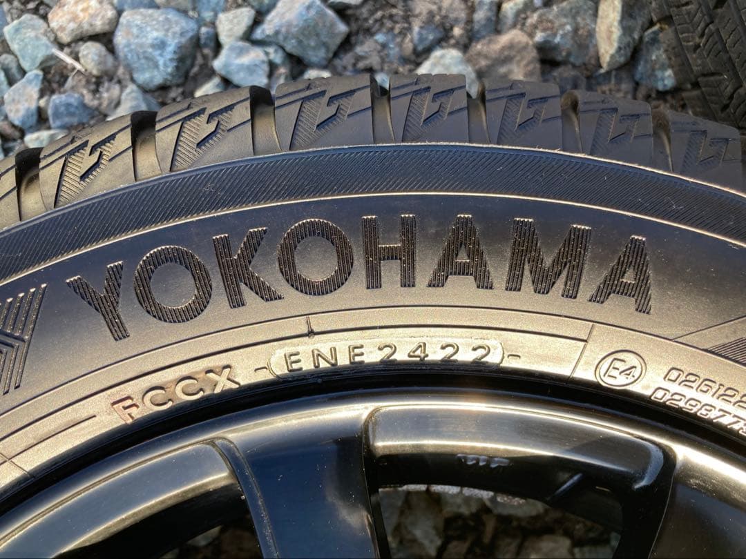 すぐ発送アルミホイール付165/65R14ヨコハマスタッドレスタイヤ 4本セット