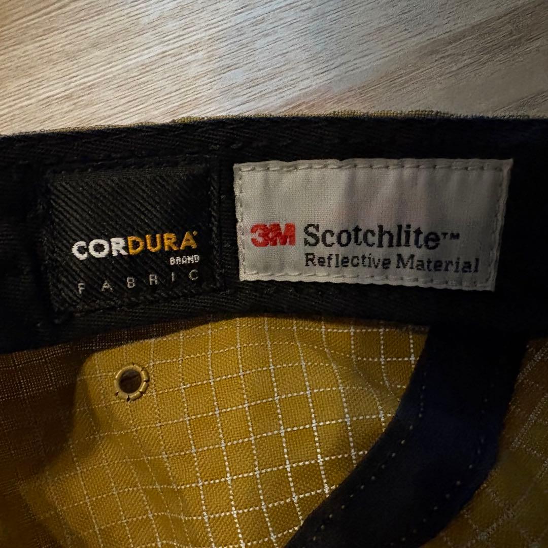 【美品】Supreme Camp Cap gold