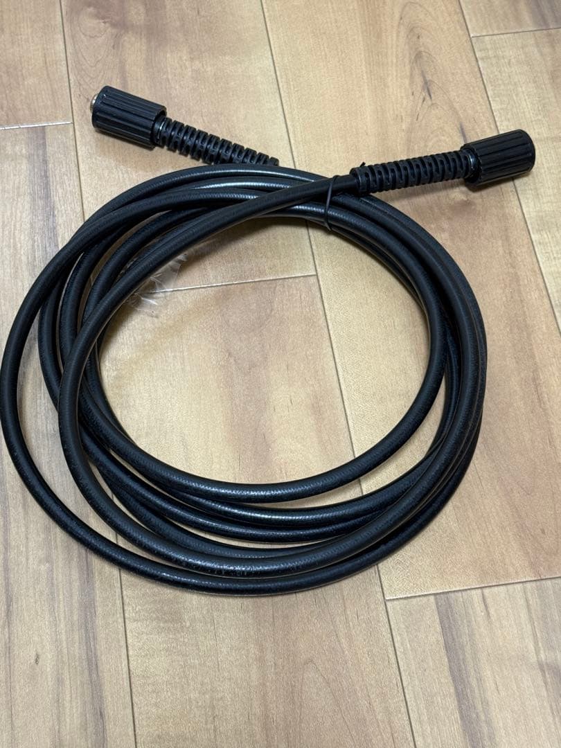 ✴️使用頻度小✴️アイリスオーヤマ SDT-01N 高圧洗浄機 コードレス