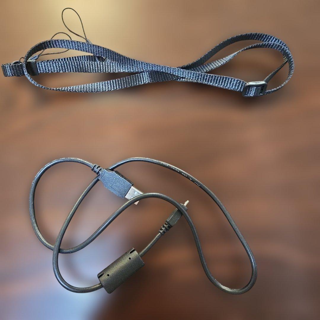 CASIO デジカメ　EX-ZR4000 ホワイト