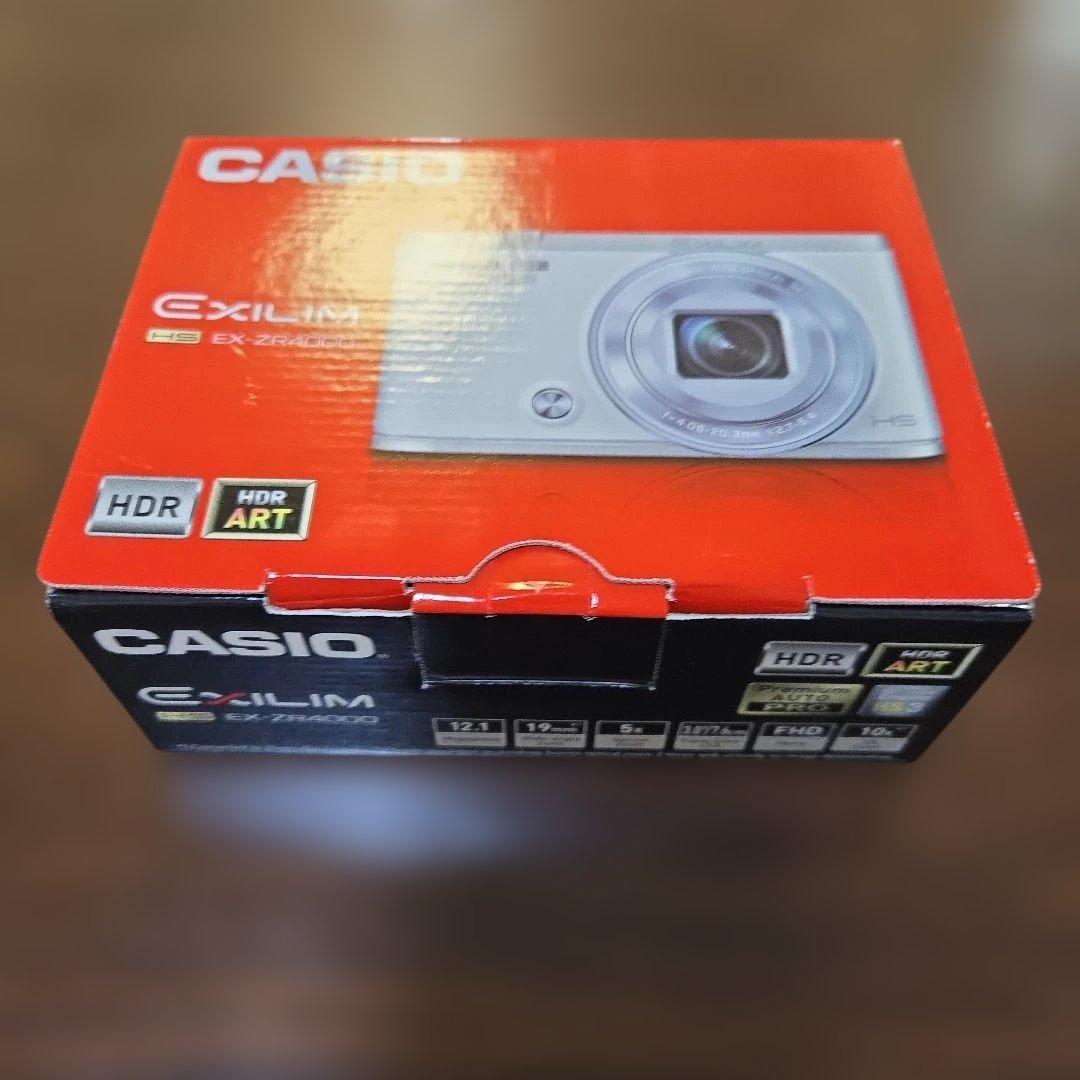 CASIO デジカメ　EX-ZR4000 ホワイト