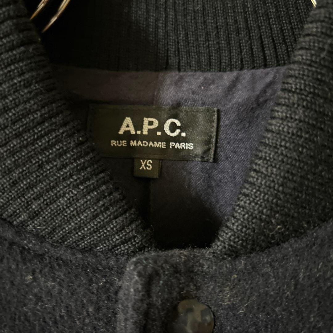 A.P.C. ネイビー スタジャン XS